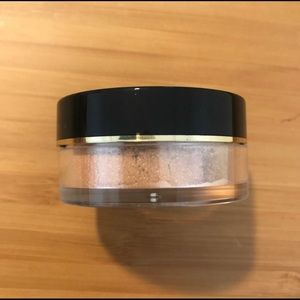NEW Artist Couture Diamond Glow Powder